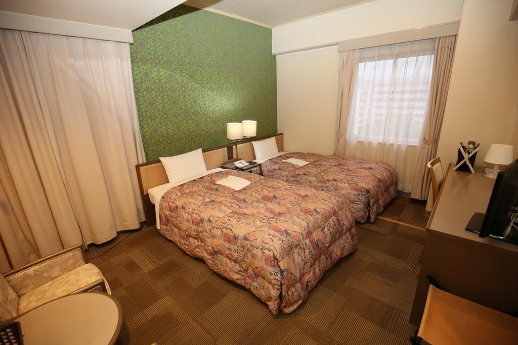 Apoa Hotel Yokkaichi Exterior photo